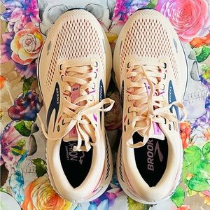 Brooks Cream and Pink Athletic Shoes with Breathable Mesh